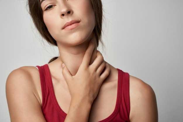 Какие симптомы сопровождают красное горло