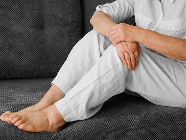 Подагра и ее влияние на болевые ощущения в области между ног