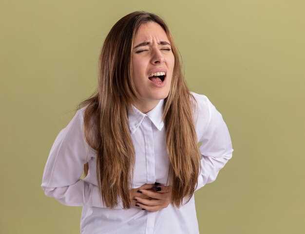 Желудочный кашель: что это такое и какие симптомы сопровождают его?
